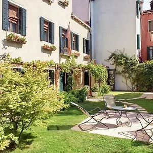 Casa Rezzonico Italy